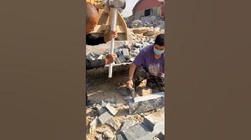 Stone cutting technique with chisel