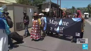 Crise de l'eau à Mayotte : la population en colère • FRANCE 24