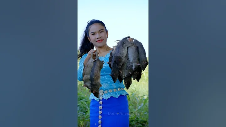 Insane Giant Rat Stuffed & Fried Spicy—You Won’t Believe the Taste! 🔥🐀 #Shorts #GiantRatRecipe