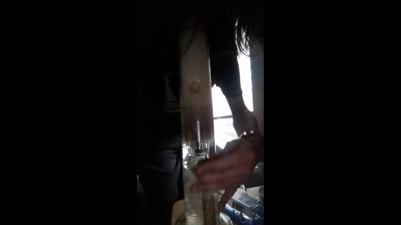 Big bong snaps