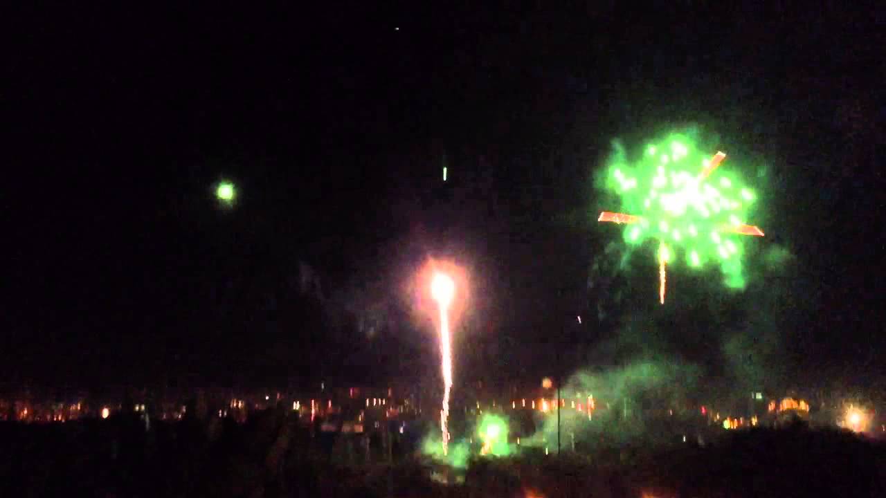 New Year 2013 fireworks (Cebu, Philippines)