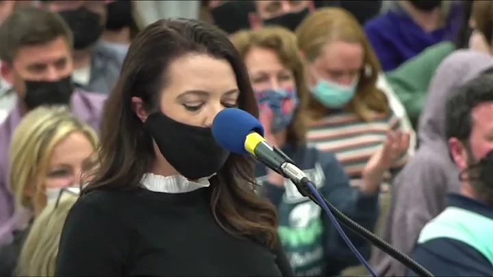Kristin Fitzgerald tries to maintain "order" at Na...
