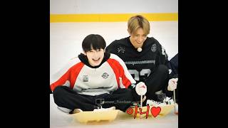 Download Lagu Ahh they're so cutee😭#heeseung #sunoo #heesun #enhypen MP3