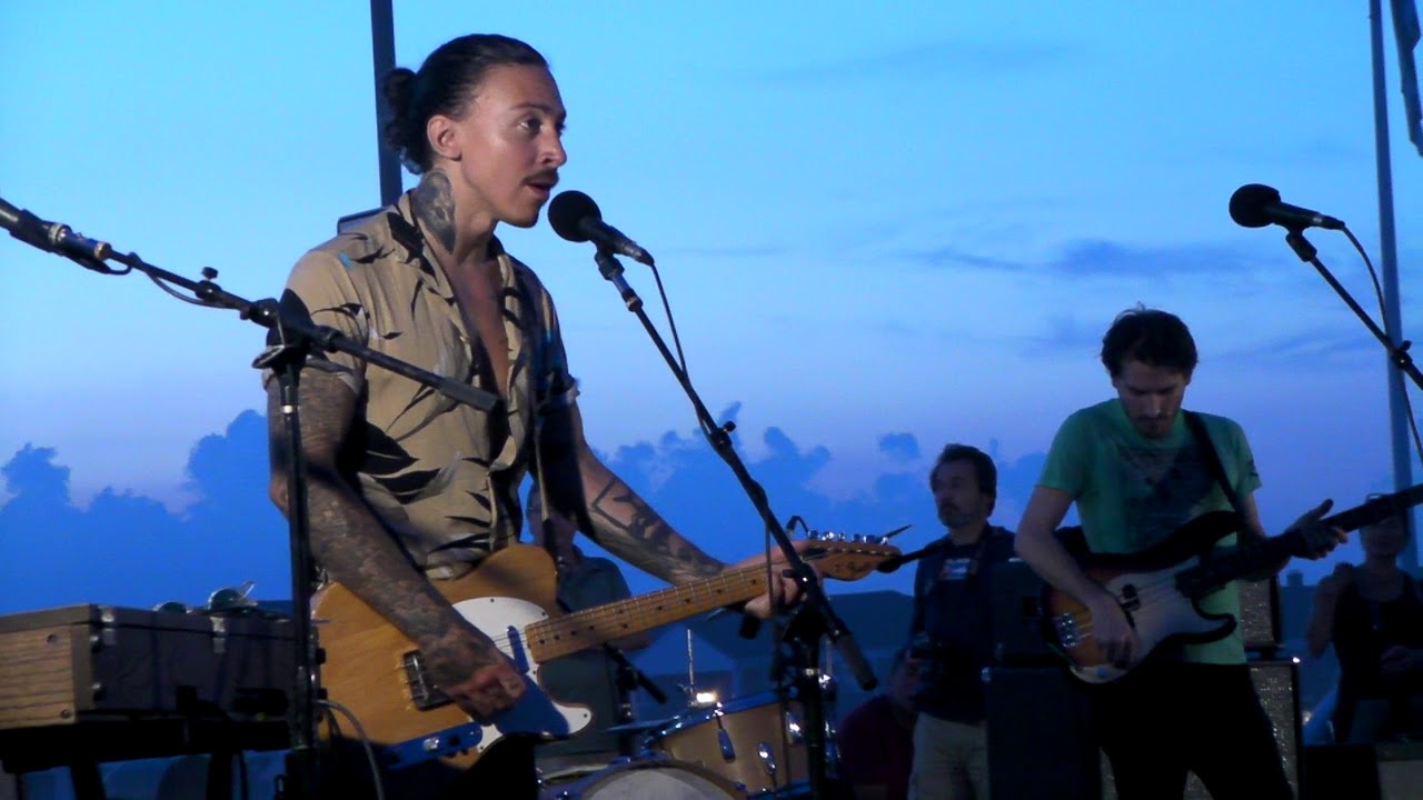 GLORIETTA " LINCOLN CREEK " 90.5 SONGWRITERS ON THE BEACH 07-26-2018