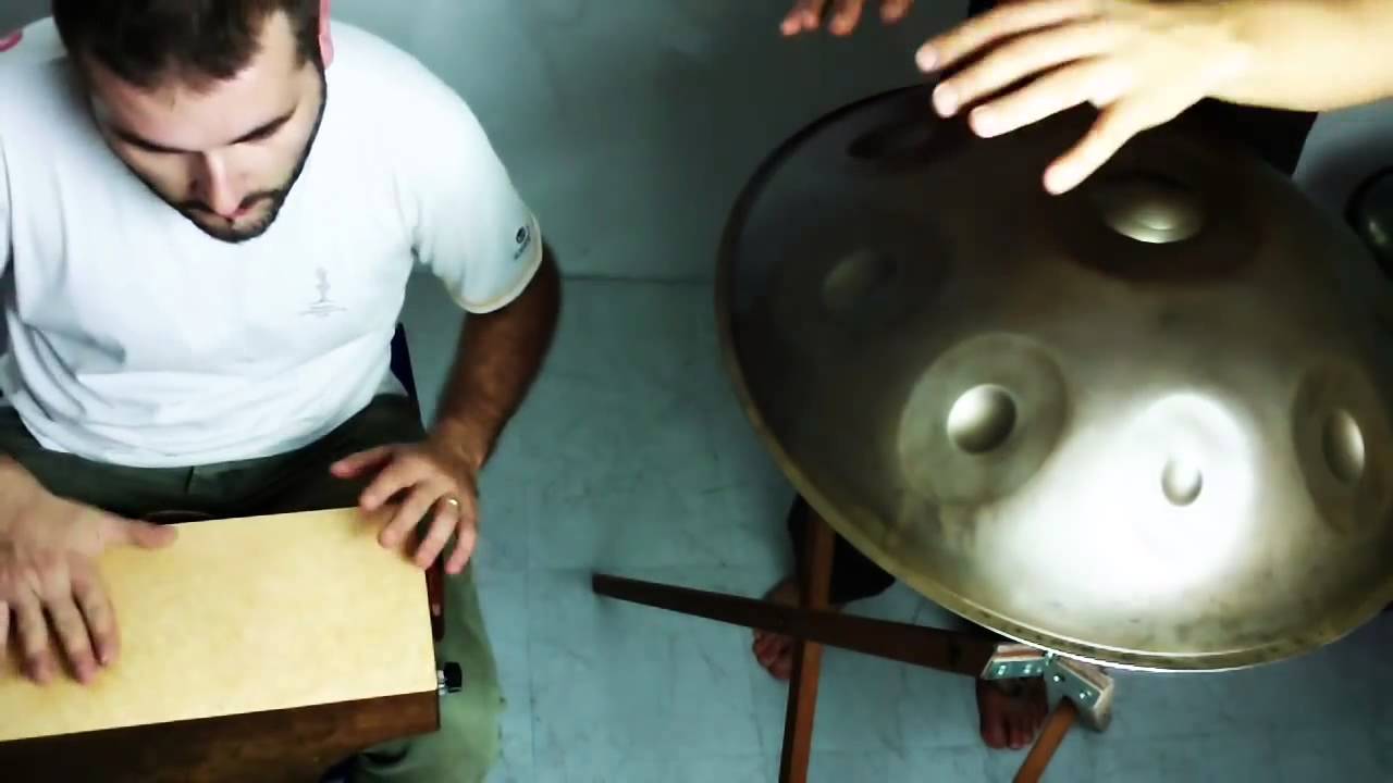 Adrian & Alessio Cajonico + Handpan Meraki F Pygmy