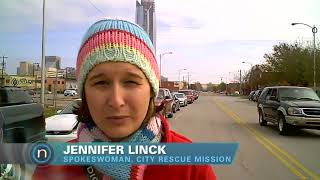 City Rescue Mission meal givaway (2011-11-22)