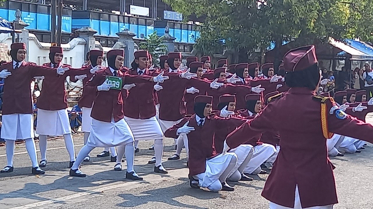 SMAN 1 Sentolo-Lomba Baris Berbaris Kulon Progo