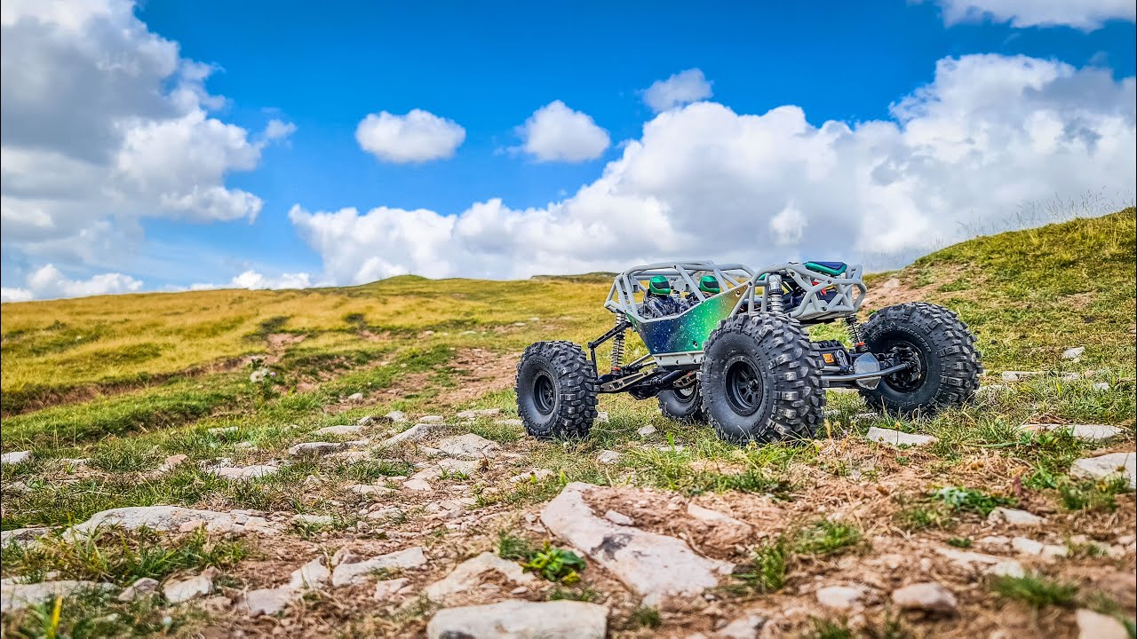 Ryft Kit Axial RBX10 Ryft kit maiden run hitting the rocks Castle Copperhead ...