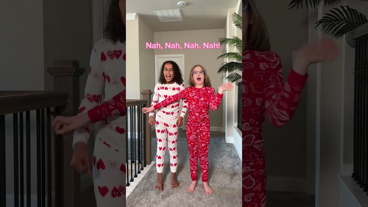 Don T Mess With A Purple Sister Which One Are You Twins Virtualtwins Sisters
