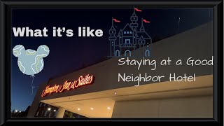Staying at the Hampton Inn & Suites Resort for our Disneyland trip | FULL room tour + review