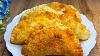 картинка: Натерла ЯБЛОКИ, смешала и пожарила:ВКУСНЯТИНА на завтрак для всейСЕМЬИ! Оладьи с Яблоками