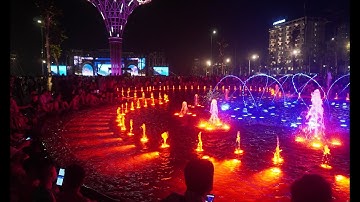 Chật kín khách trải nghiệm nhạc nước lần đầu ở Sầm Sơn