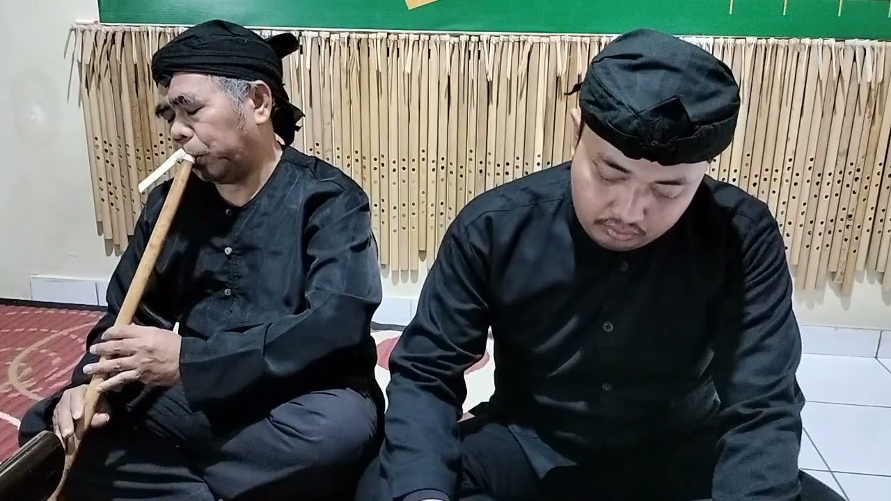 KULU-KULU SAWILET - LIVE PERFORM