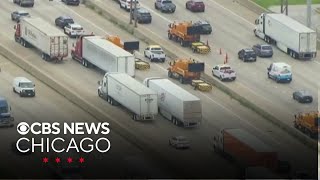 Pedestrian hit, killed while changing tire on I-80/94 in Lansing, Illinois