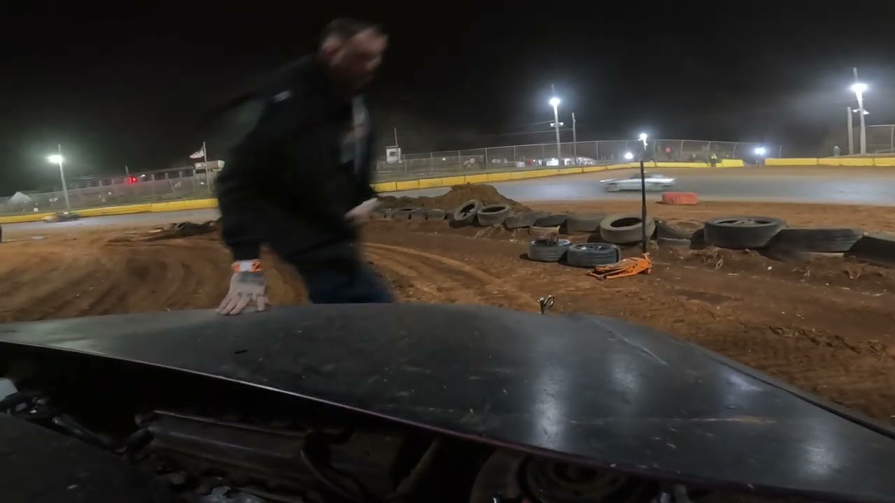 2/21/2026 #duckriverracewaypark lap2 chaos p9