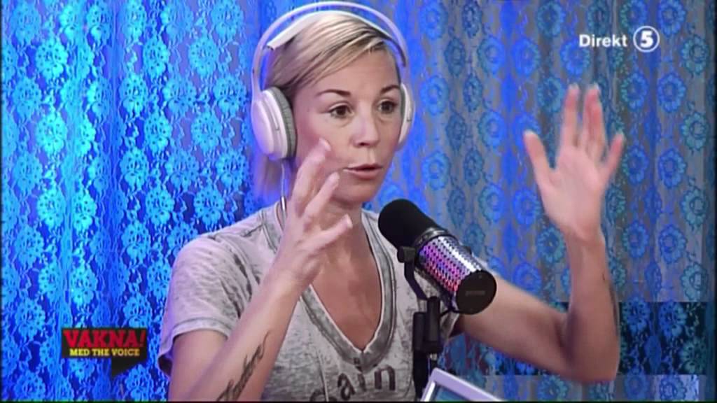 Bild från Josefin runkobjekt åt kåt apa - VAKNA! med the Voice
