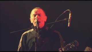 the Oppressed - Skinhead Girl ( Live in Italy )