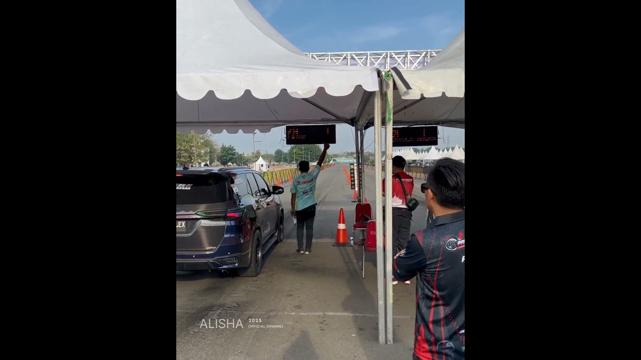 Fortuner 1GD VS Innova 2KD Drag Race Diesel Pantai Indah Kapuk