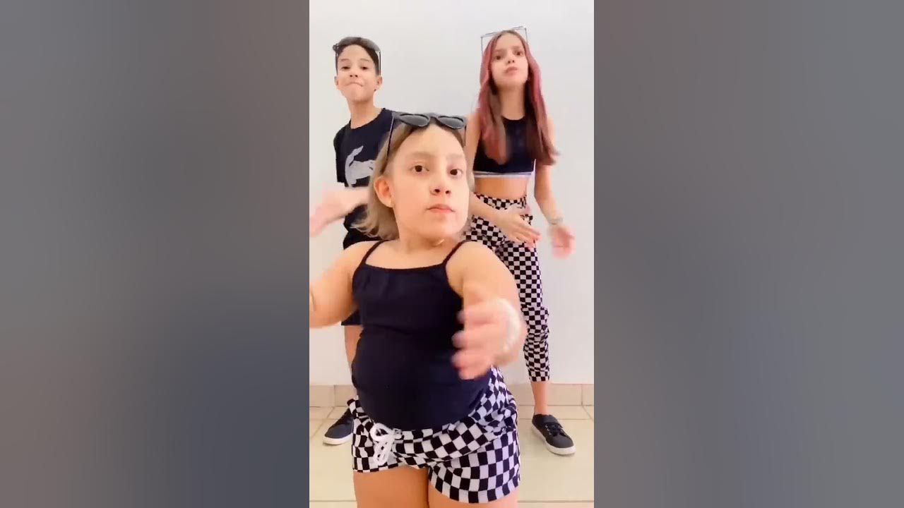 Dancinha com os amigos (Maria Clara MC Divertida, Jessica Sousa e Henrique) - #SHORTS