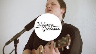 Waltzing On Waves  Content   Welcome To The Goulsons