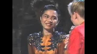 Ruth Sahanaya - Winners' Ceremony Midnight Sun Song Festival 1992