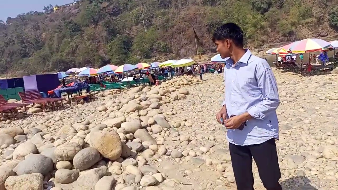 সিলেট জাফলং এর ,,, অনেক সুন্দর একটা দৃশ্য আপনাদের মাঝে তুলে ধরলাম ,,, ধন্যবাদ