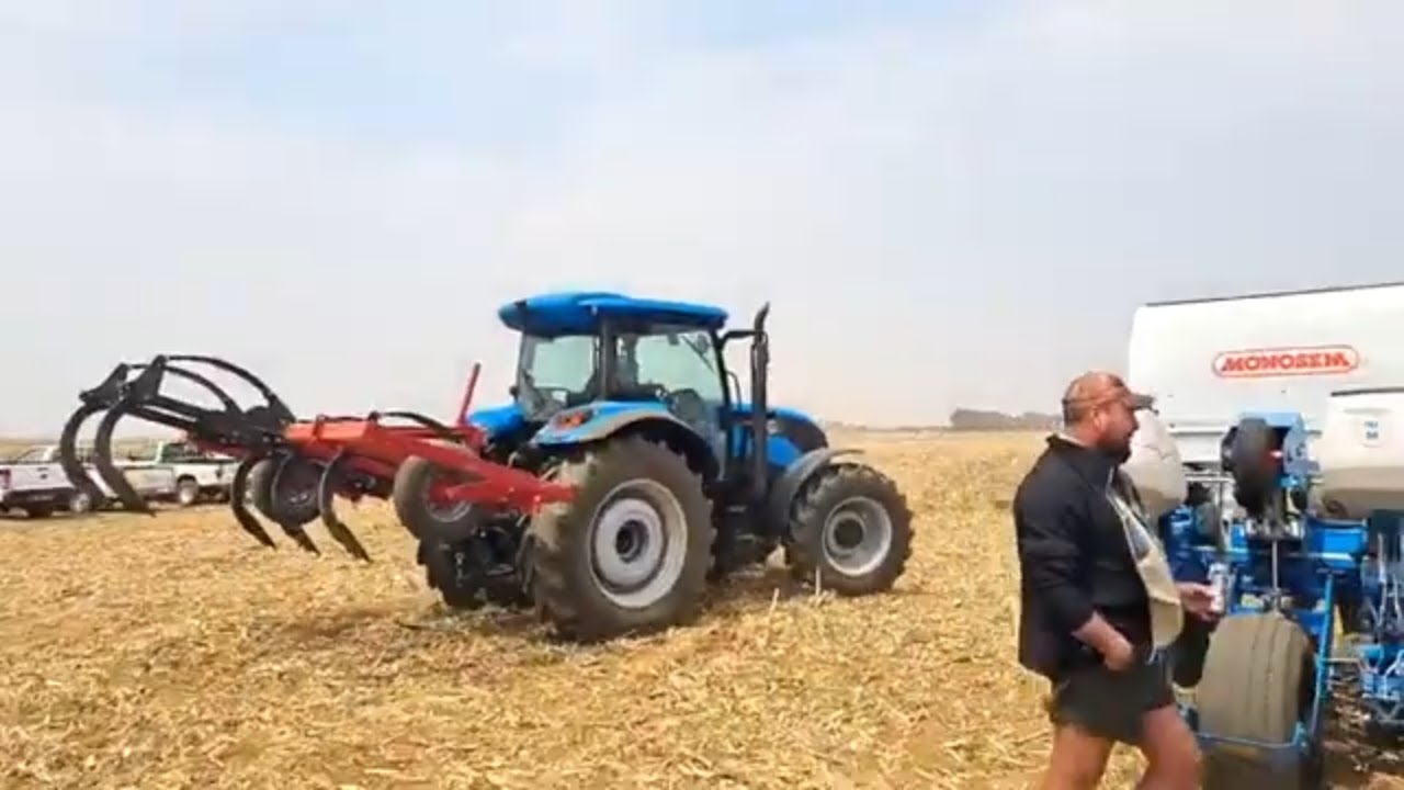 Ons gesels met Ockert van ARGO Industrial by hul boeredag oor die Landini en McCormick trekkers
