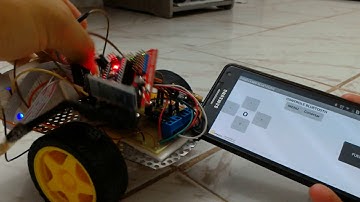 Robô bluetooth controlado por celular android