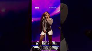 JADE on the #readingfestival main stage 🫶
#jade #jadethirlwall #randl26 #readingfestival JADE on the #readingfestival main stage 🫶