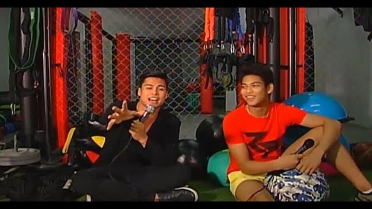Ricci Rivero and Johnvic de Guzman Hangs Out at Exclusive Livestream