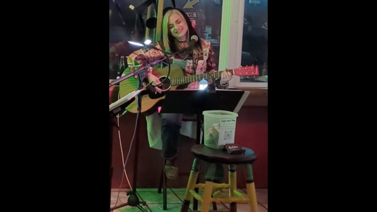 Lisa Sullivan at Blackbeard's Restaurant covering These Boots