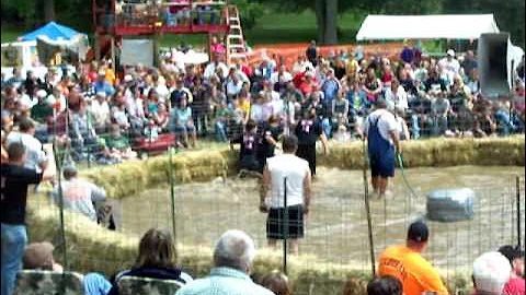 Hog Wrestling 2009