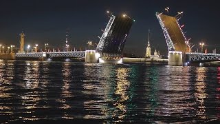 Night St. Petersburg. Развод мостов .