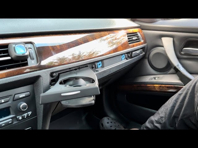 HOW TO REMOVE REPLACE CUP HOLDER ON BMW E90 E91 E92 E93 CUPHOLDER 