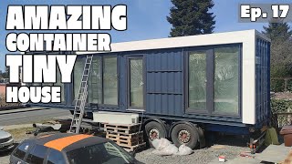 Moderní soběstačný dům z lodního kontejneru  - Oplechování, výroba terasy - Tiny House - EP17