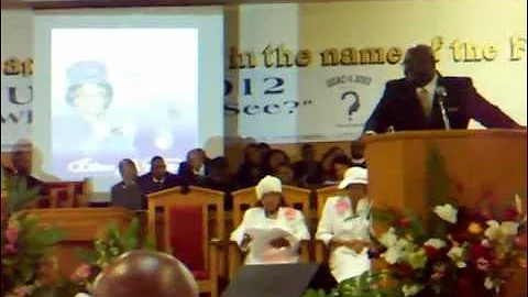 Atty. Ronnie Dixon represents the Dixon family at the homegoing celebration of Irene G. Dixon