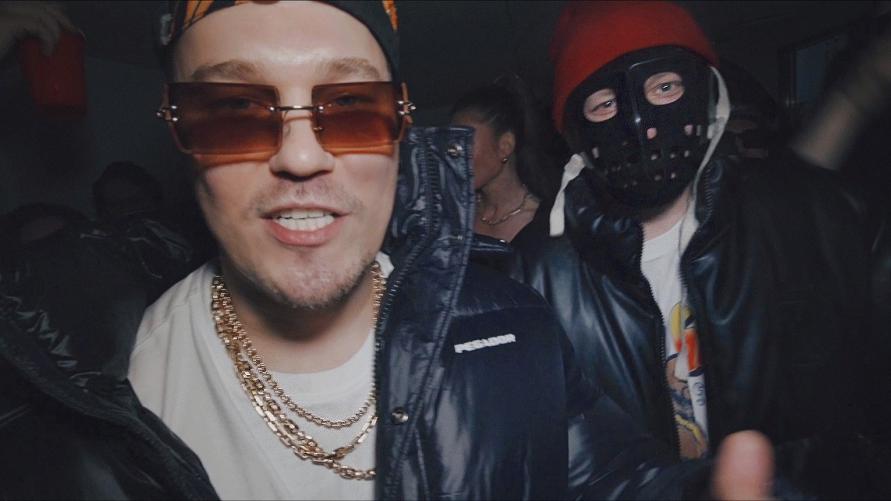 VITUN ISO ROTSI - YLHÄÄL JA ALHAAL