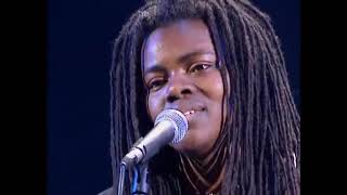 Evergreen hit music by Luciano Pavarotti and Tracy Chapman Baby can i hold you tonight ...