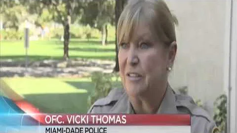 Florida cop buys groceries for woman caught shoplifting