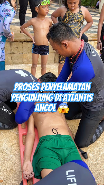 Penyelamatan pengunjung di Atlantis Ancol #shorts #viralvideo #trending #ancol #atlantis