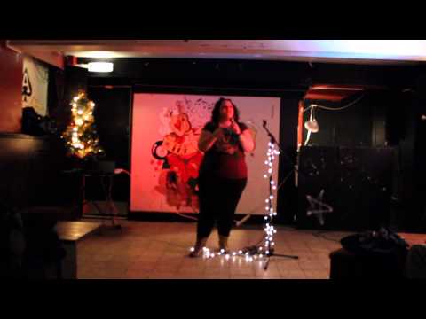 Mandy Dassa Stand Up