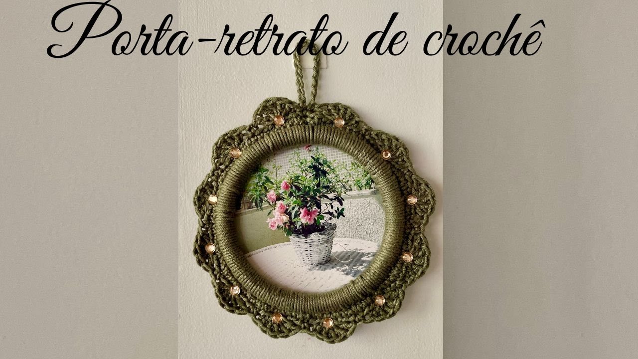 Porta-retrato de crochê - Crochê Natalino - Lindo e Muuuiito fácil de fazer!!! #crochetutorial