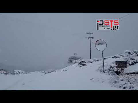 psts.gr: Πάρος: Πυκνή χιονόπτωση στο νησί