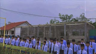 Upacara Bendera Pondok Pesantren Modern Nailul Authar