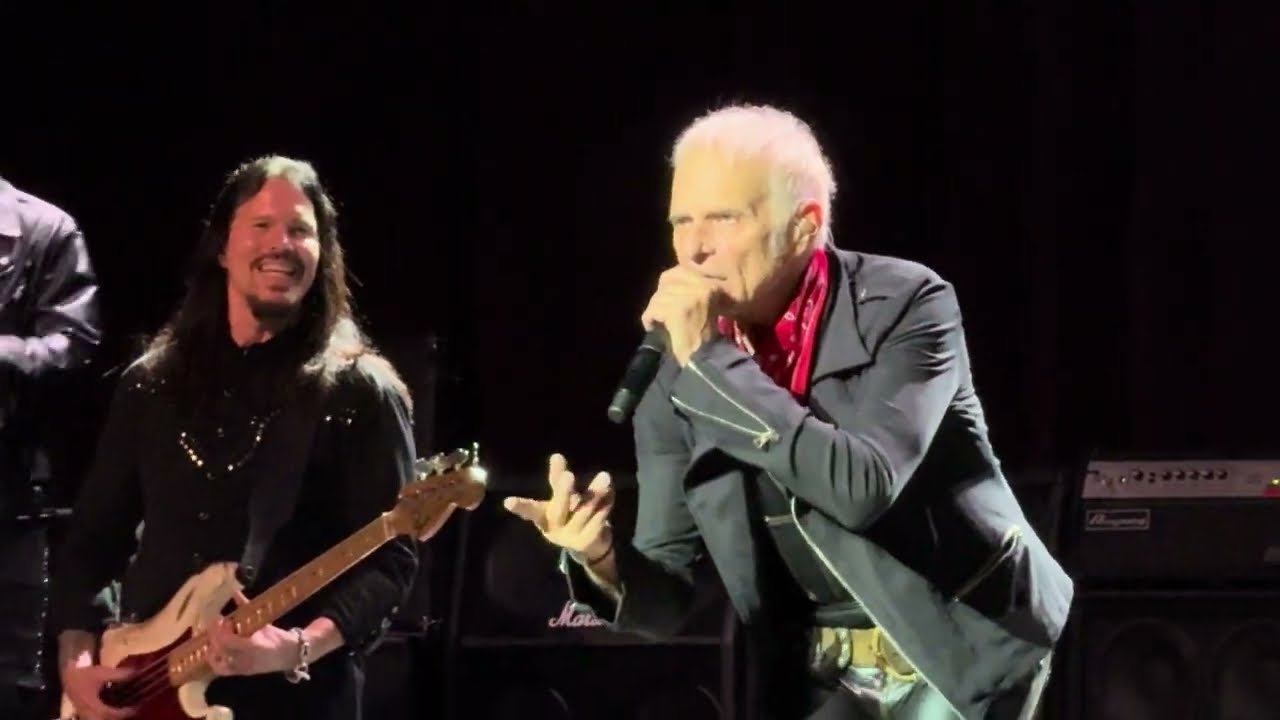 David Lee Roth - Unchained (Van Halen song, live in Boston, MA 5