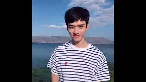 龔俊Simon  龔老師的鐵憨憨直播   龔老師的高冷是只存在劇里嗎 - 天天要聞