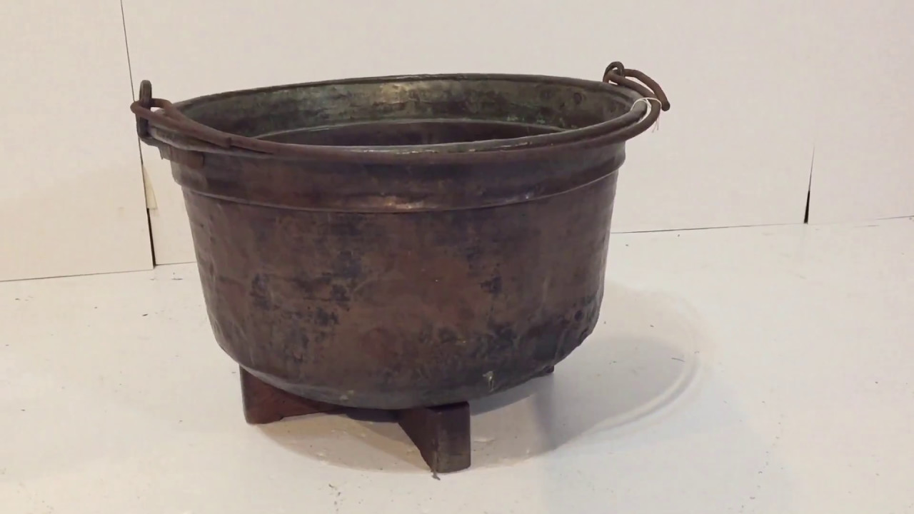 Antique Vtg Brass Large Cooking Pot Cauldron w/Fixed Iron Handle