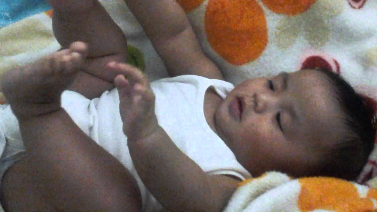 I have 2 feet the left and the right...