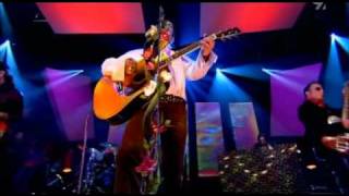 Mercury Rev - Secret for a Song   [live @ Jools Holland 2004].avi