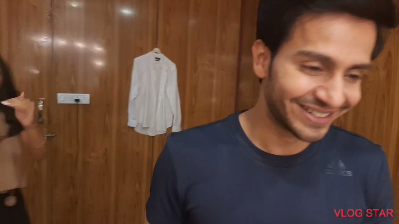 PARAMSINGH  ( AAPNE SHOW KO ITNA PYAAR DIYA TANK'S
